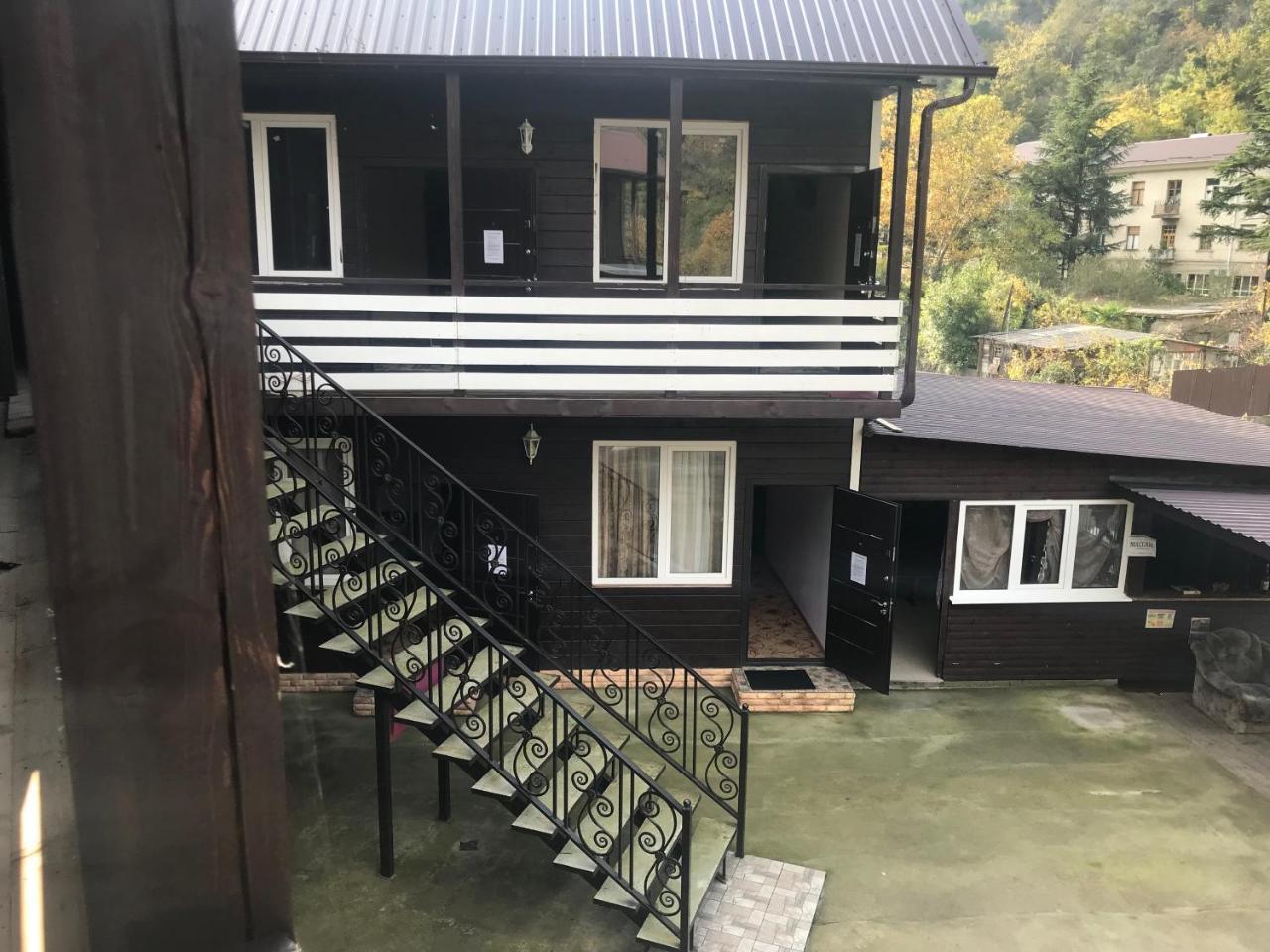 Барнаба 加格拉 外观 照片