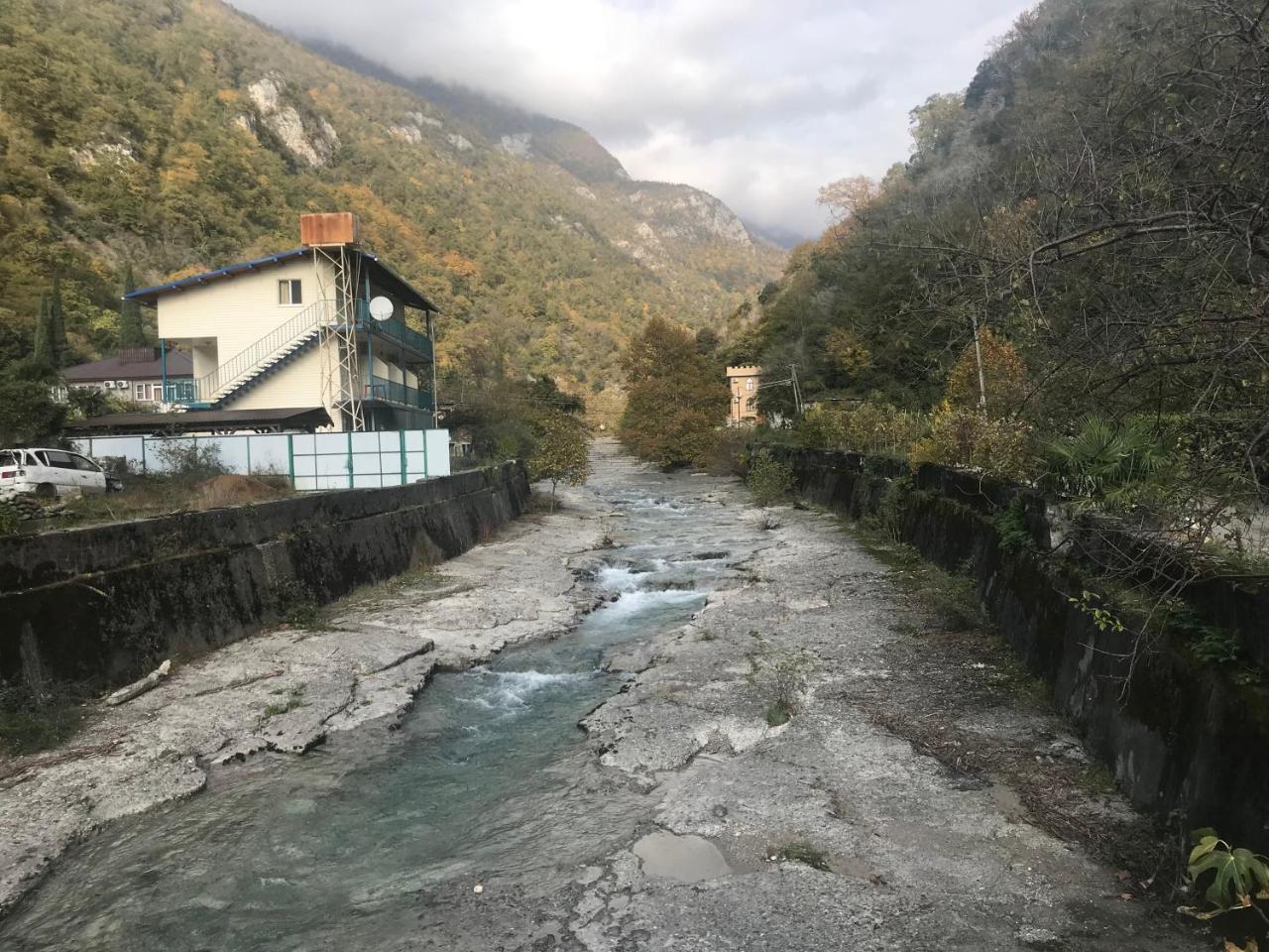 Барнаба 加格拉 外观 照片