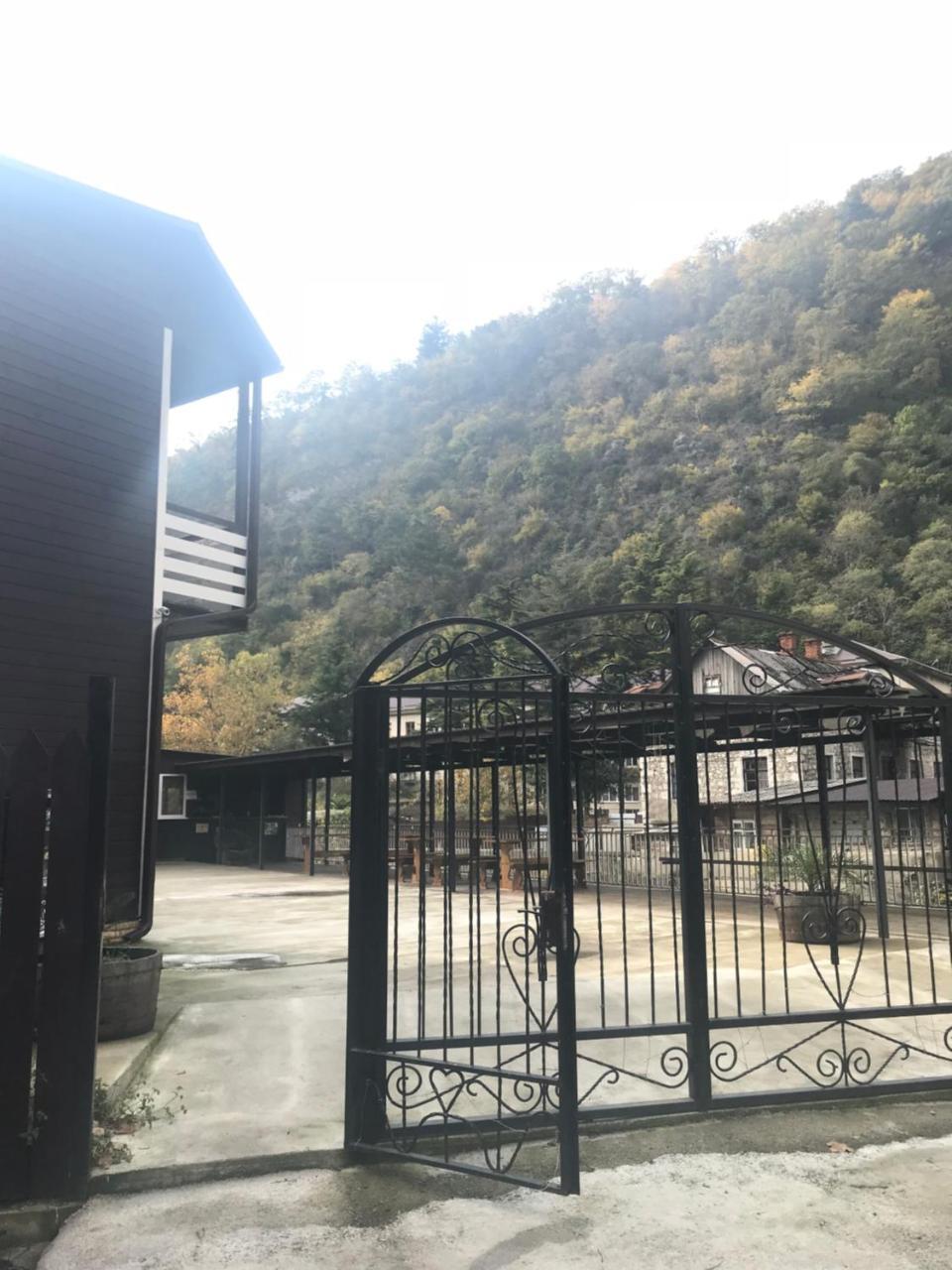 Барнаба 加格拉 外观 照片