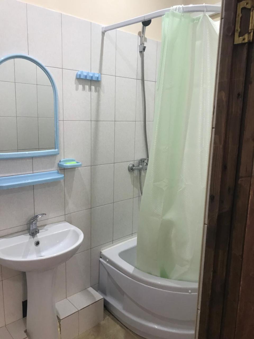 Барнаба 加格拉 外观 照片